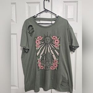 Torrid Women's Distressed TShirt sz1 NWOT
